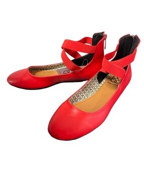 343 / Daisy Fuentes Strappy Red Flat Shoes Women’s Size 10M NWT